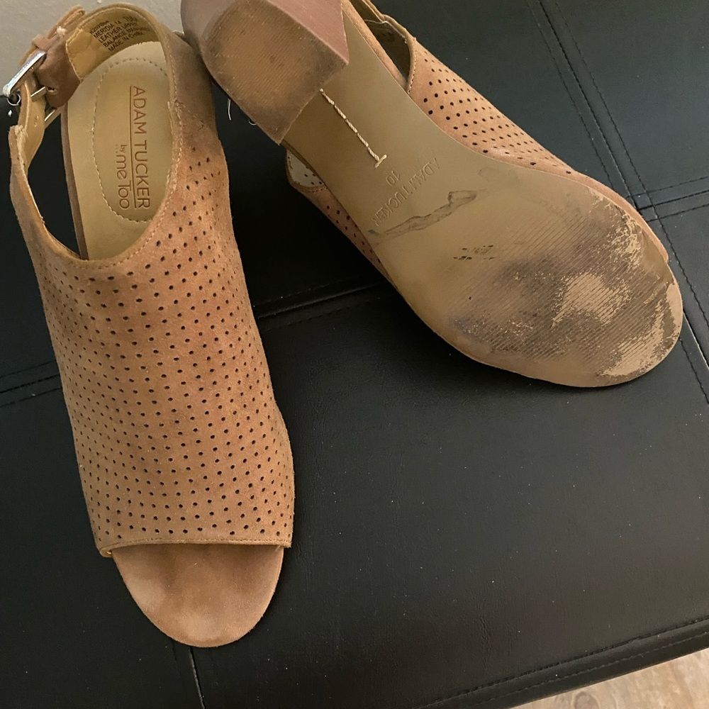Adam Tucker suede sandals - Picture 2 of 3